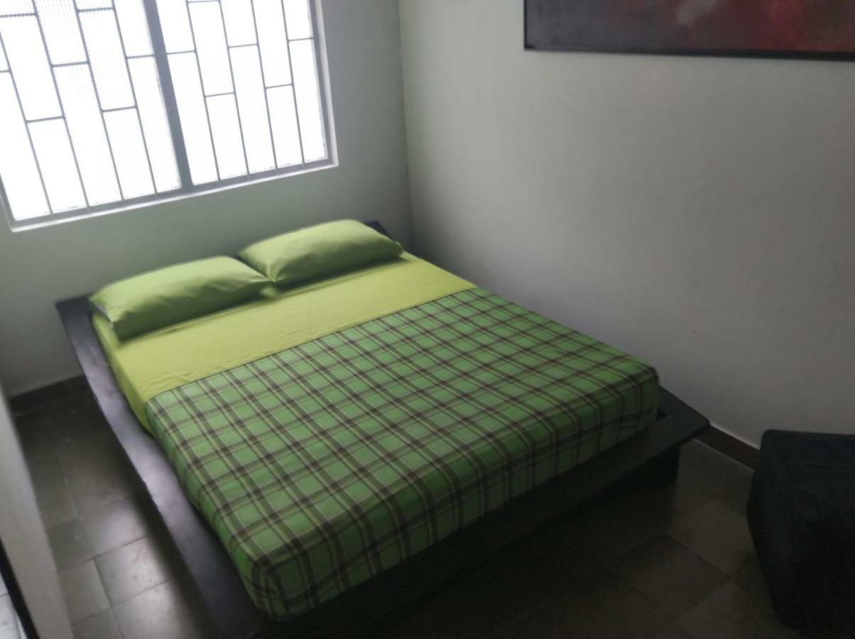 Casa Blanca Hostel Medellin Ngoại thất bức ảnh